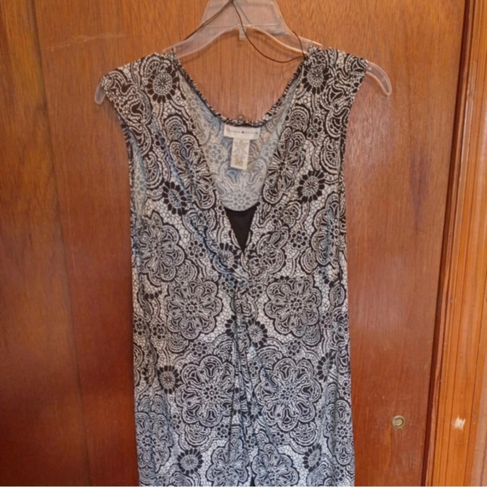 London Style Black and White Floral Dress